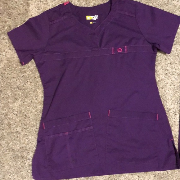 Wonderwink top and bottom - Picture 2 of 4